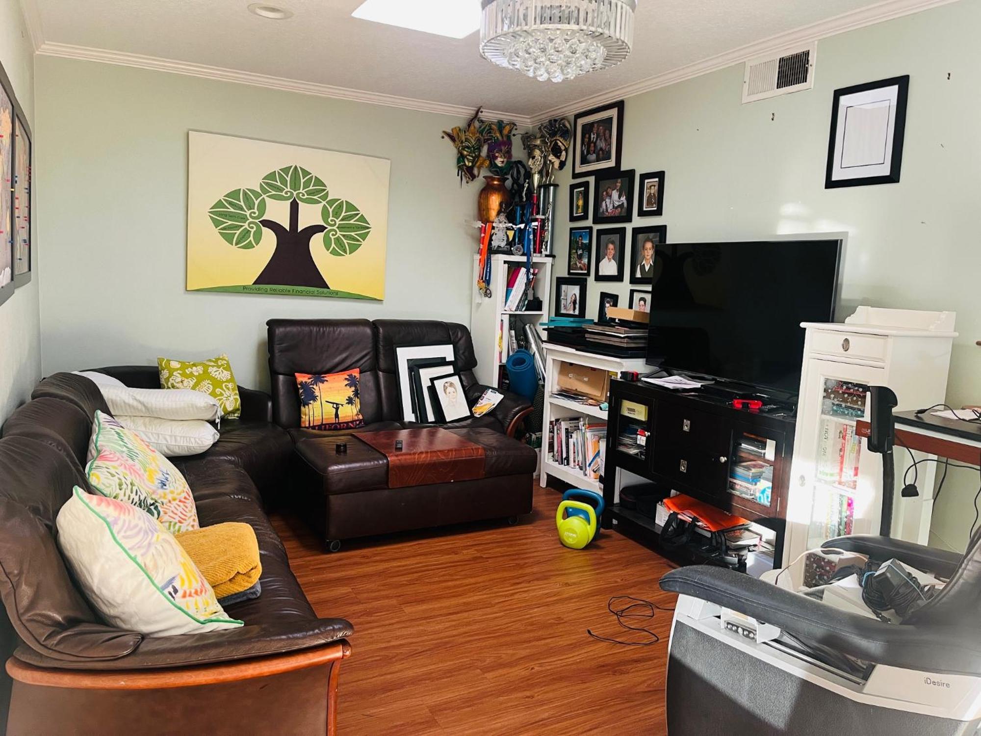 Costa Mesa Homestay - Private Rooms With 2 Shared Baths And Hosts Onsite מראה חיצוני תמונה